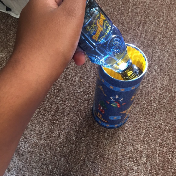 Versace Good deal - Picture 4 of 4